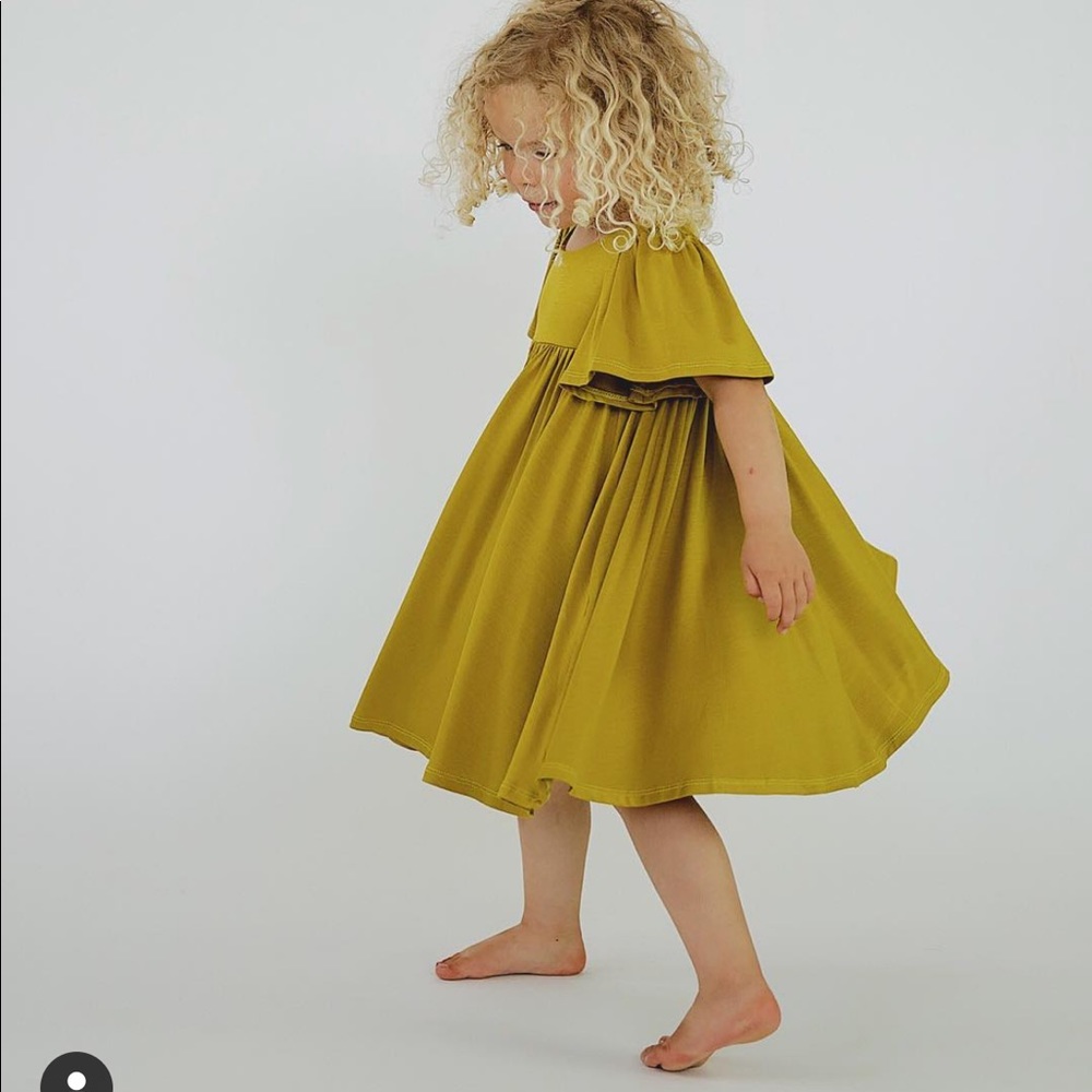 Remie Girl Danie Dress in pineapple, size 3